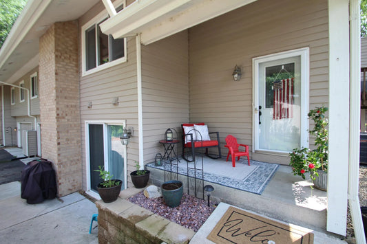 5304 Yorktown Lane, Plymouth, MN 55442