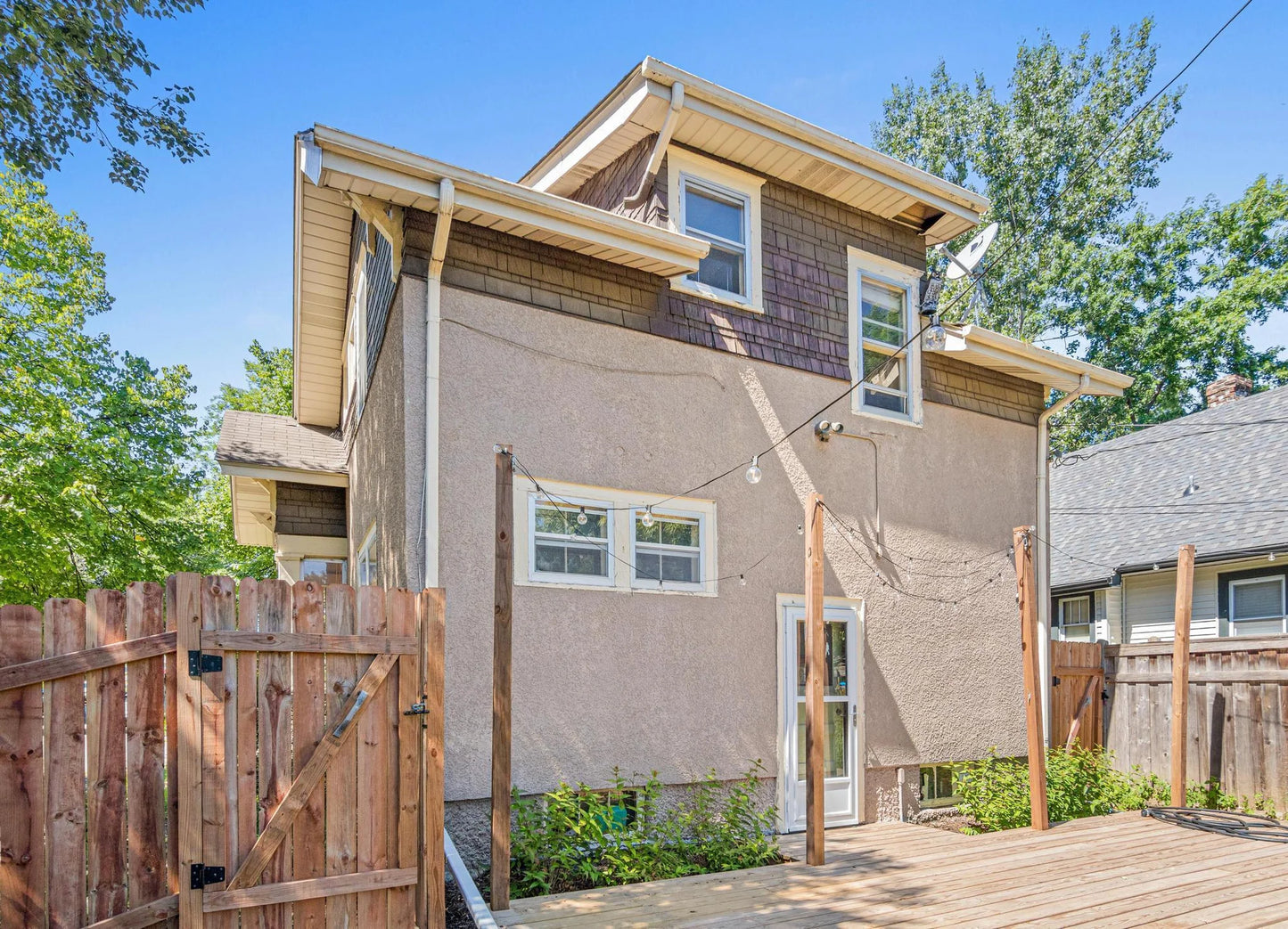 4255 1st Avenue, Minneapolis, MN 55409