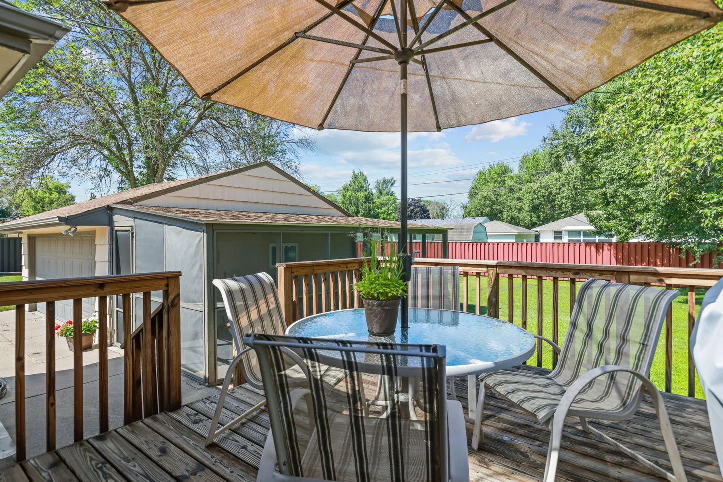 5913 Zenith Avenue, Brooklyn Center, MN 55429