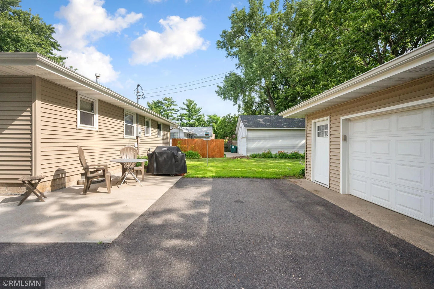 5114 Florida Avenue, Crystal, MN 55428