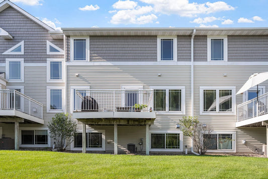 5048 Yuma Lane, Plymouth, MN 55446
