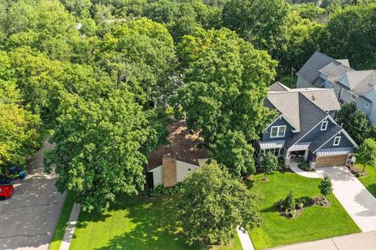 607 Gardner Street, Wayzata, MN 55391