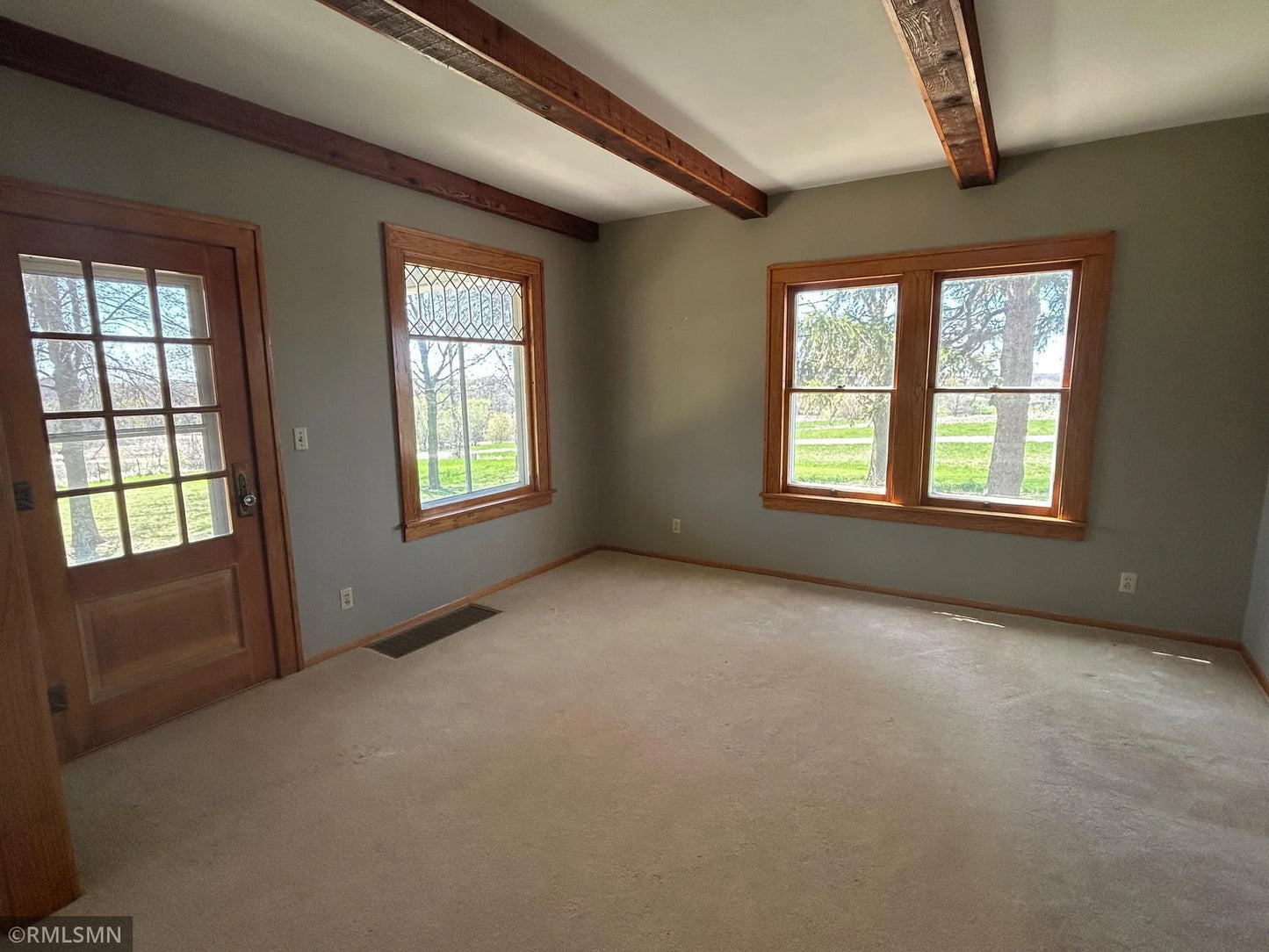 5450 Town Hall Drive, Greenfield, MN 55357