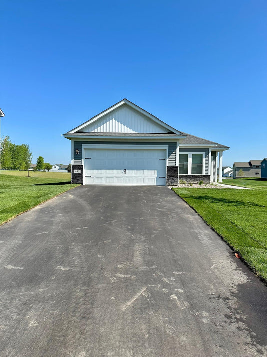 453 Wildflower Lane, Waverly, MN 55390