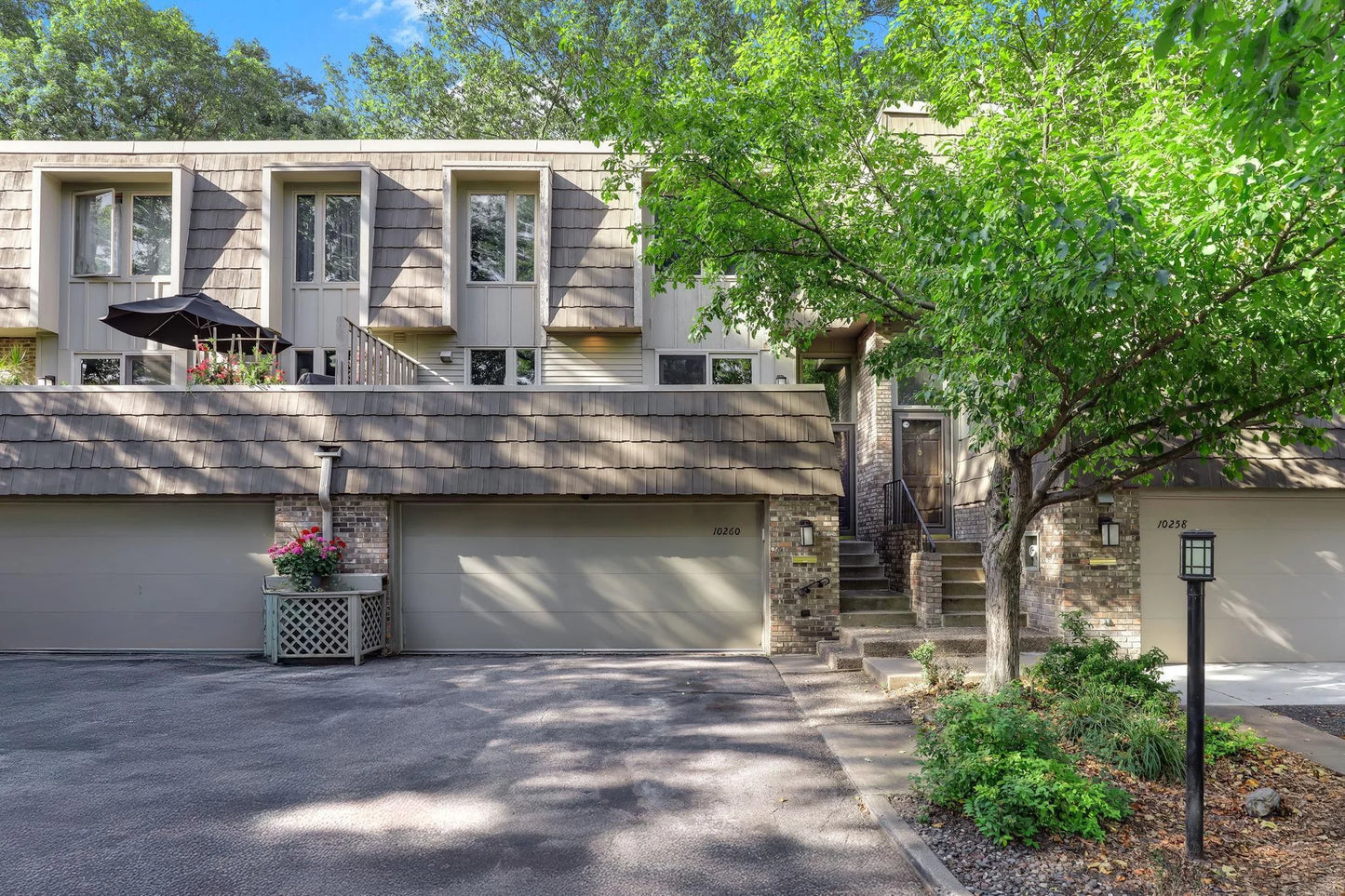 10260 Berkshire Road, Bloomington, MN 55437