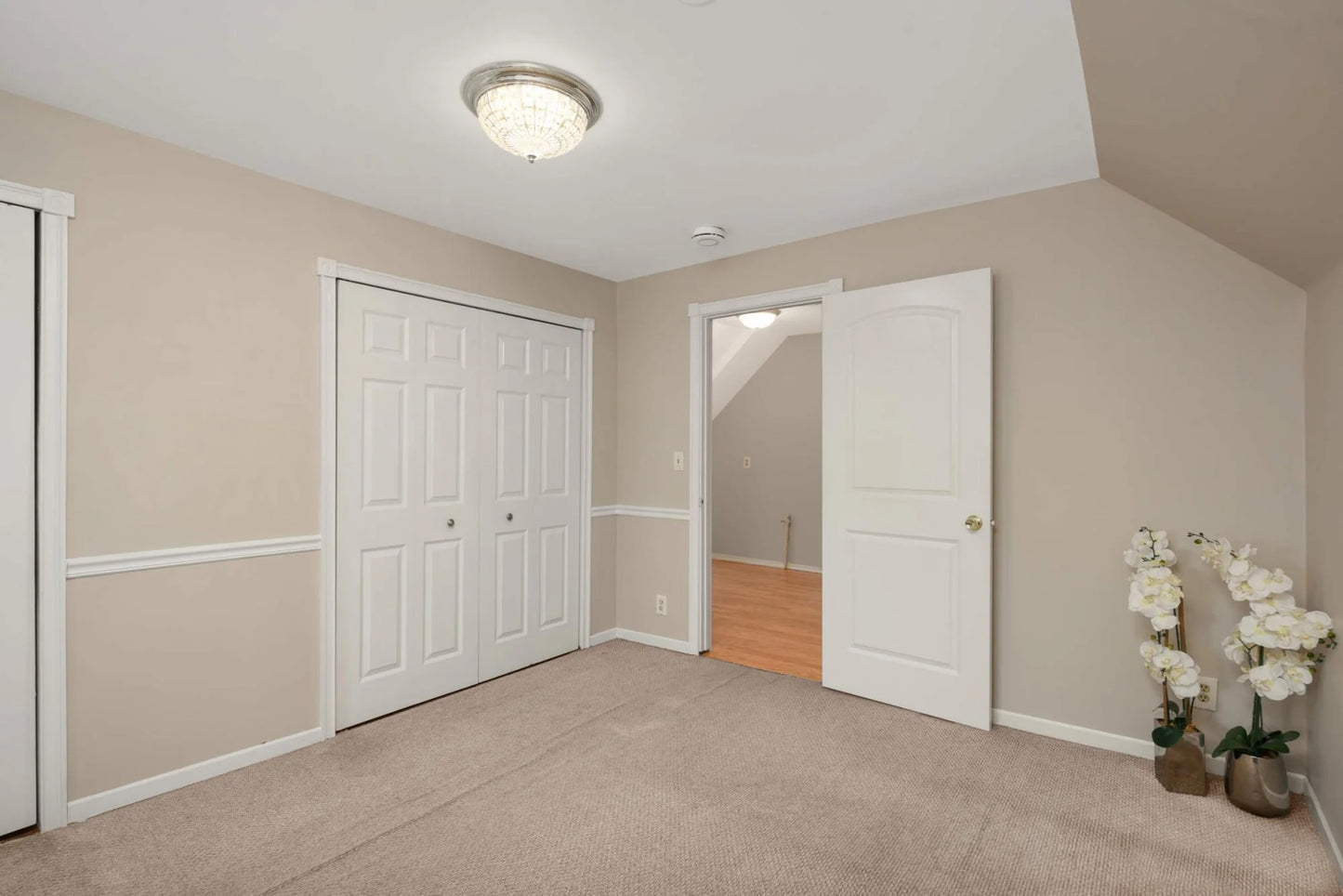 2507 Lyndale Avenue, Minneapolis, MN 55405