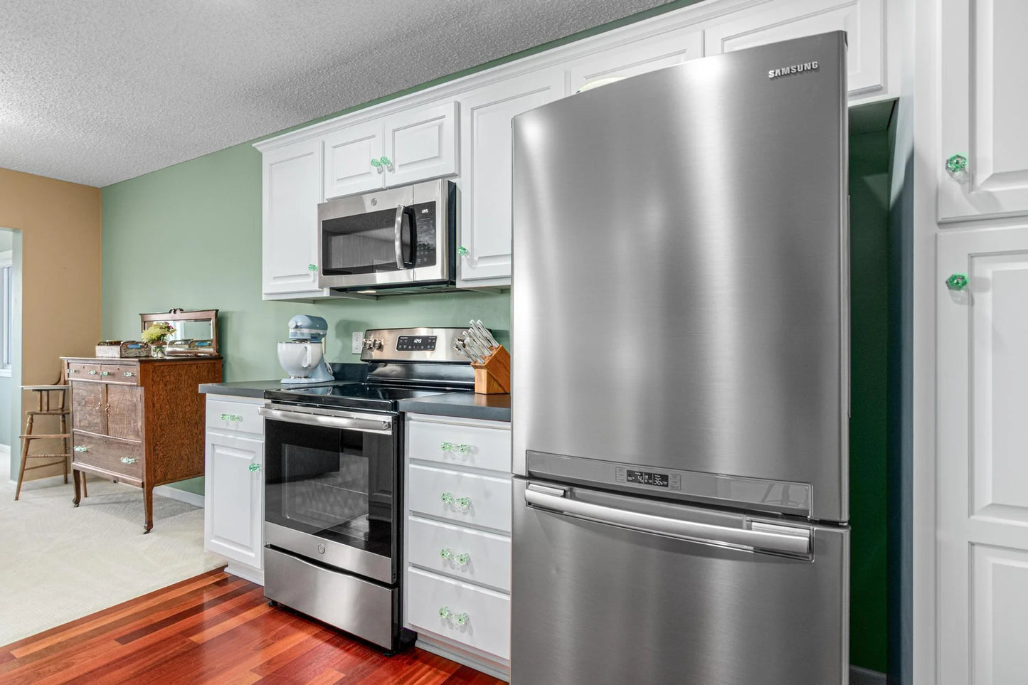 10317 Kittredge Parkway, Otsego, MN 55301