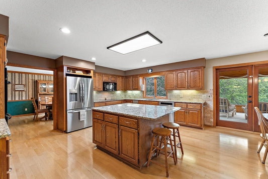 2501 112th Street, Bloomington, MN 55431