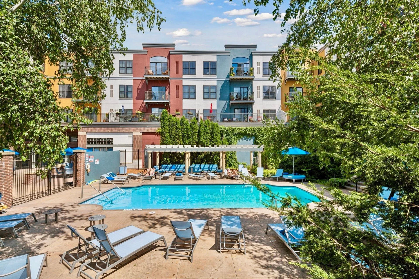4525 Park Commons Drive, Saint Louis Park, MN 55416