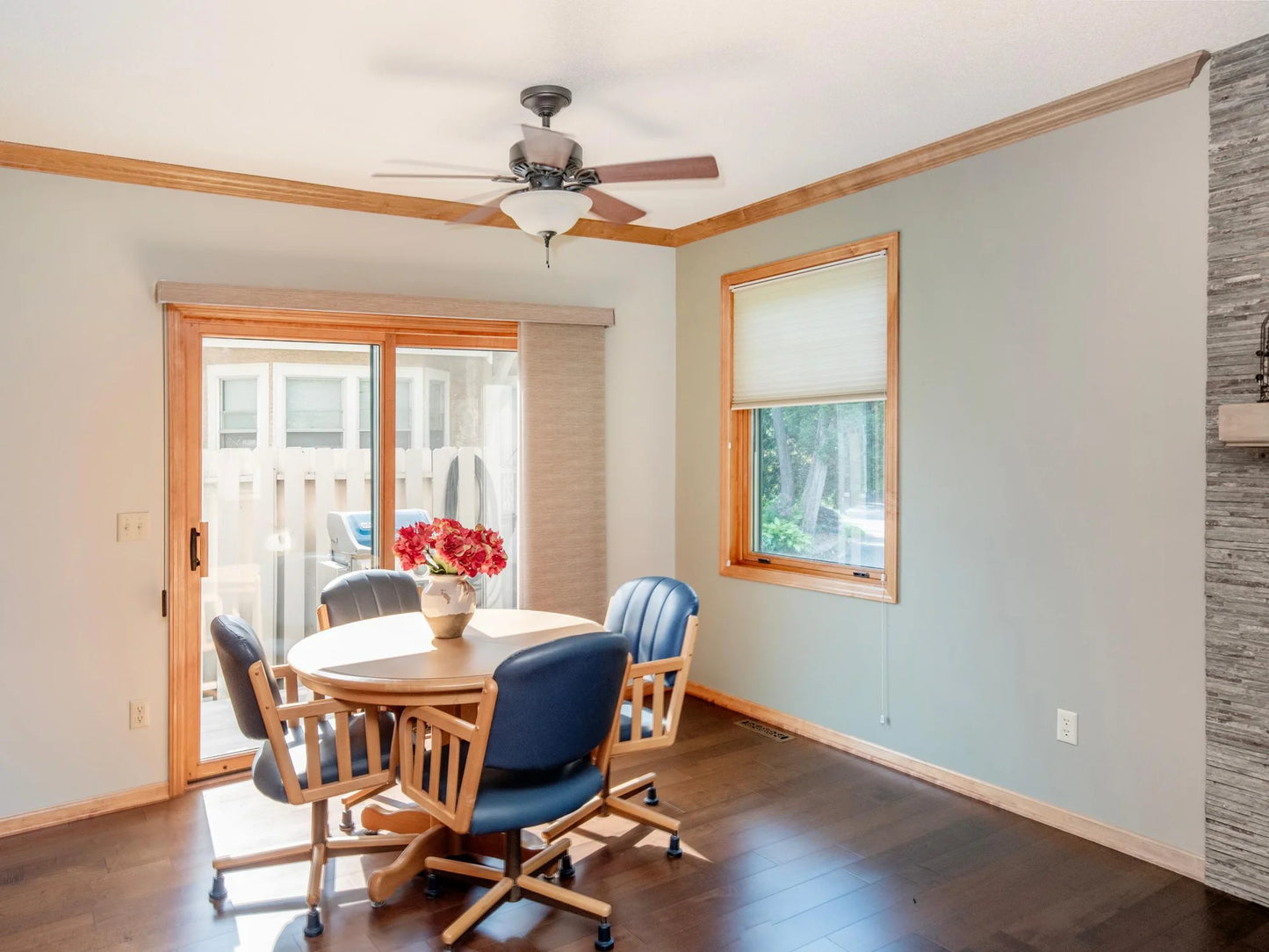 1407 Midway Parkway, Saint Paul, MN 55108