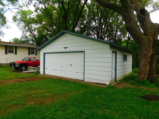 1033 3rd Street, Saint Paul Park, MN 55071