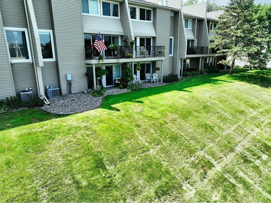 6311 Saint Croix Trail, Oak Park Heights, MN 55082