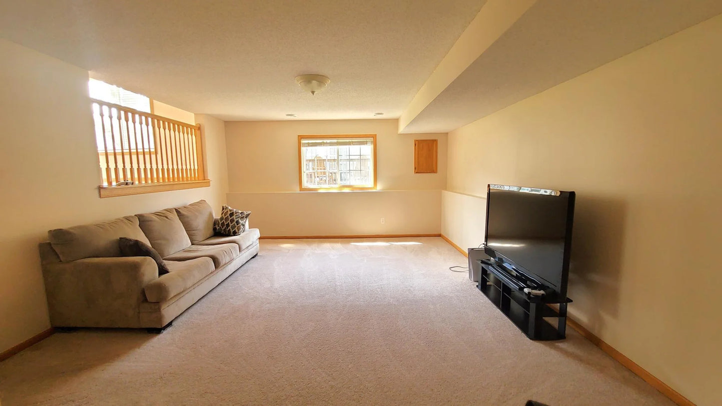 44 Willow Way, Farmington, MN 55024