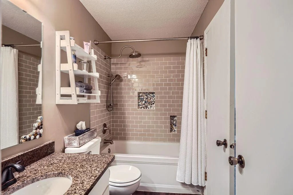 5275 Balmoral Lane, Bloomington, MN 55437