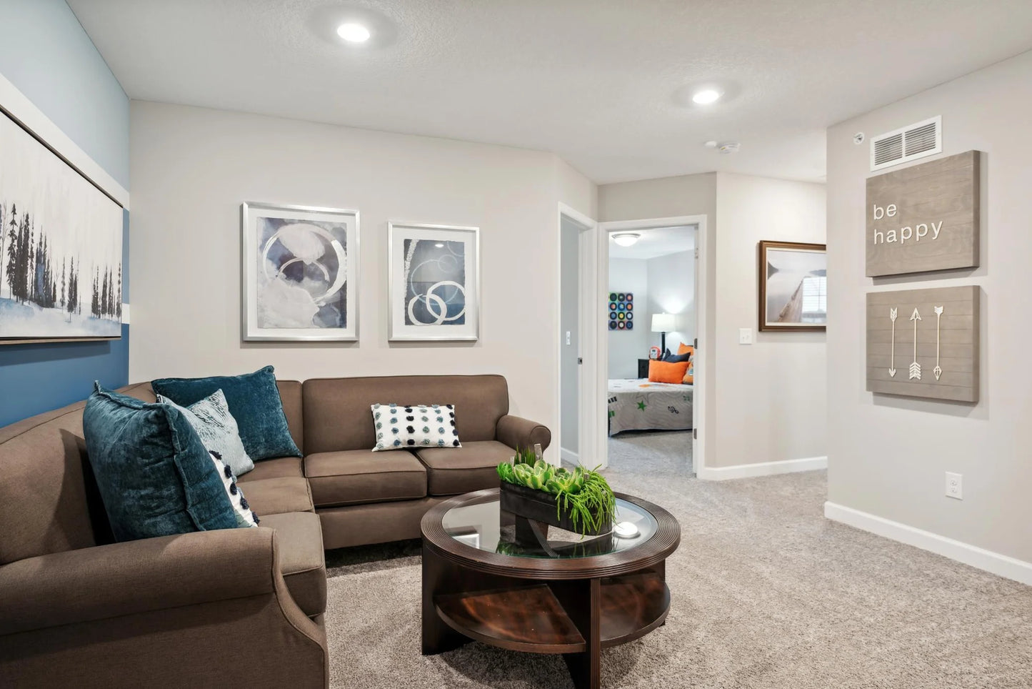 3022 Hemlock Street, Little Canada, MN 55117