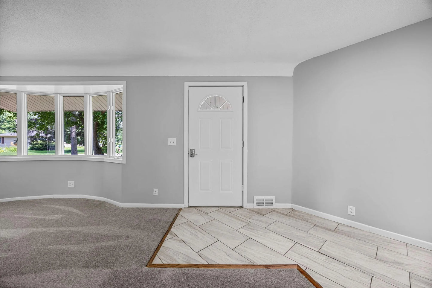 4801 Louisiana Avenue, Crystal, MN 55428