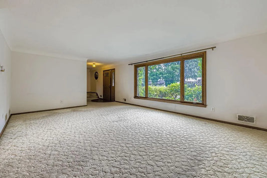 25 Kraft Road, West Saint Paul, MN 55118