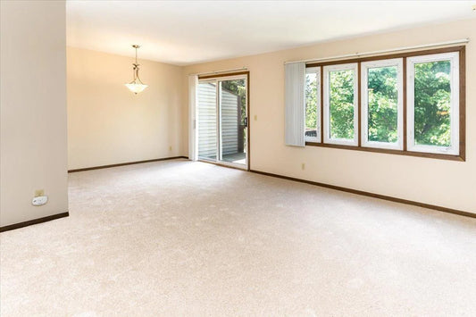 10350 Balsam Lane, Eden Prairie, MN 55347