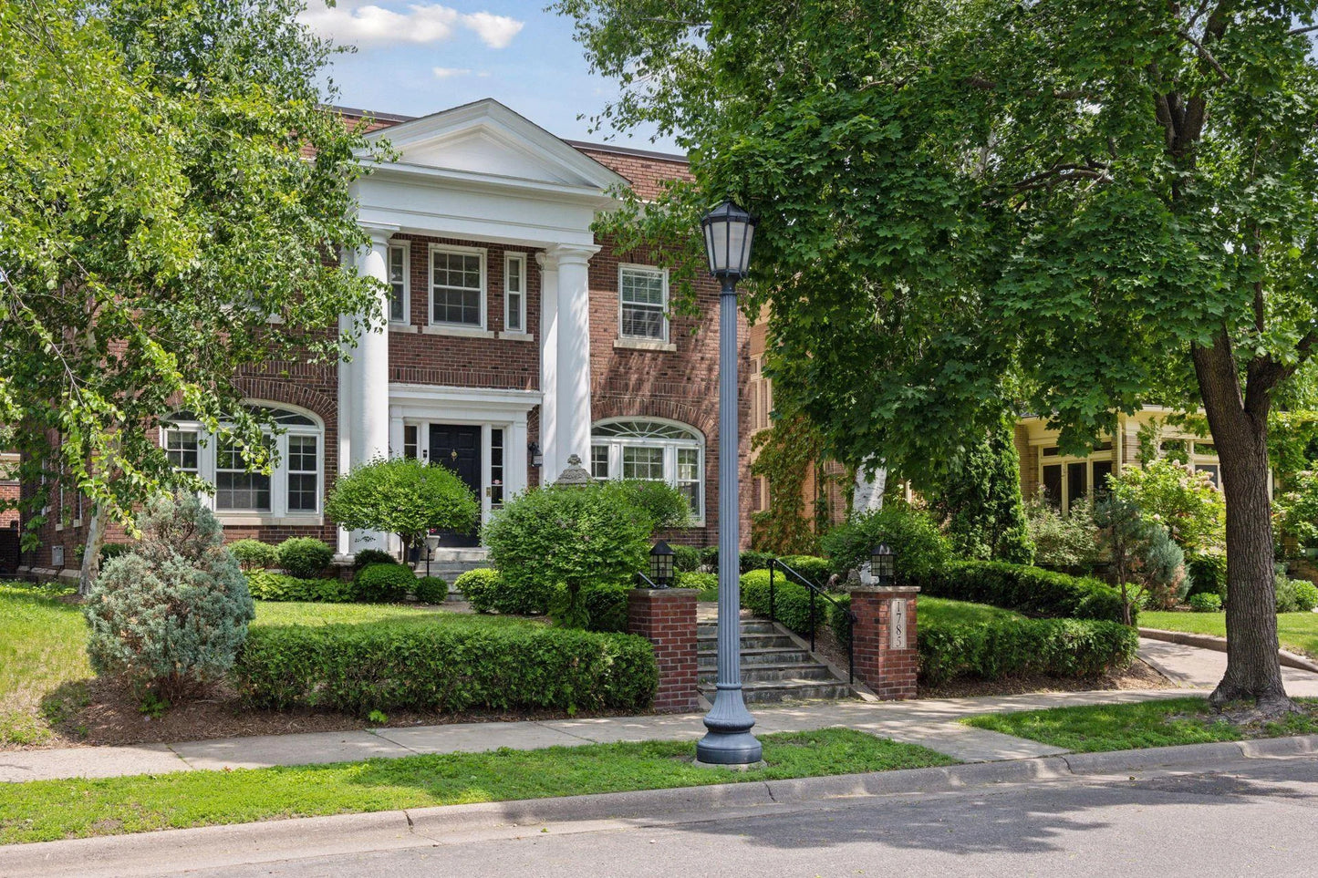 1785 Dupont Avenue, Minneapolis, MN 55403