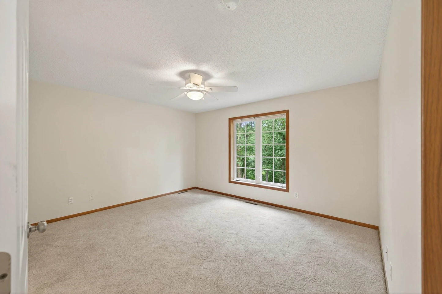 5215 Deerfield Lane, Prior Lake, MN 55372