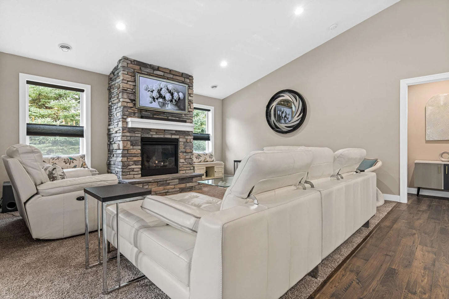 5030 Dale Ridge Road, Woodbury, MN 55129