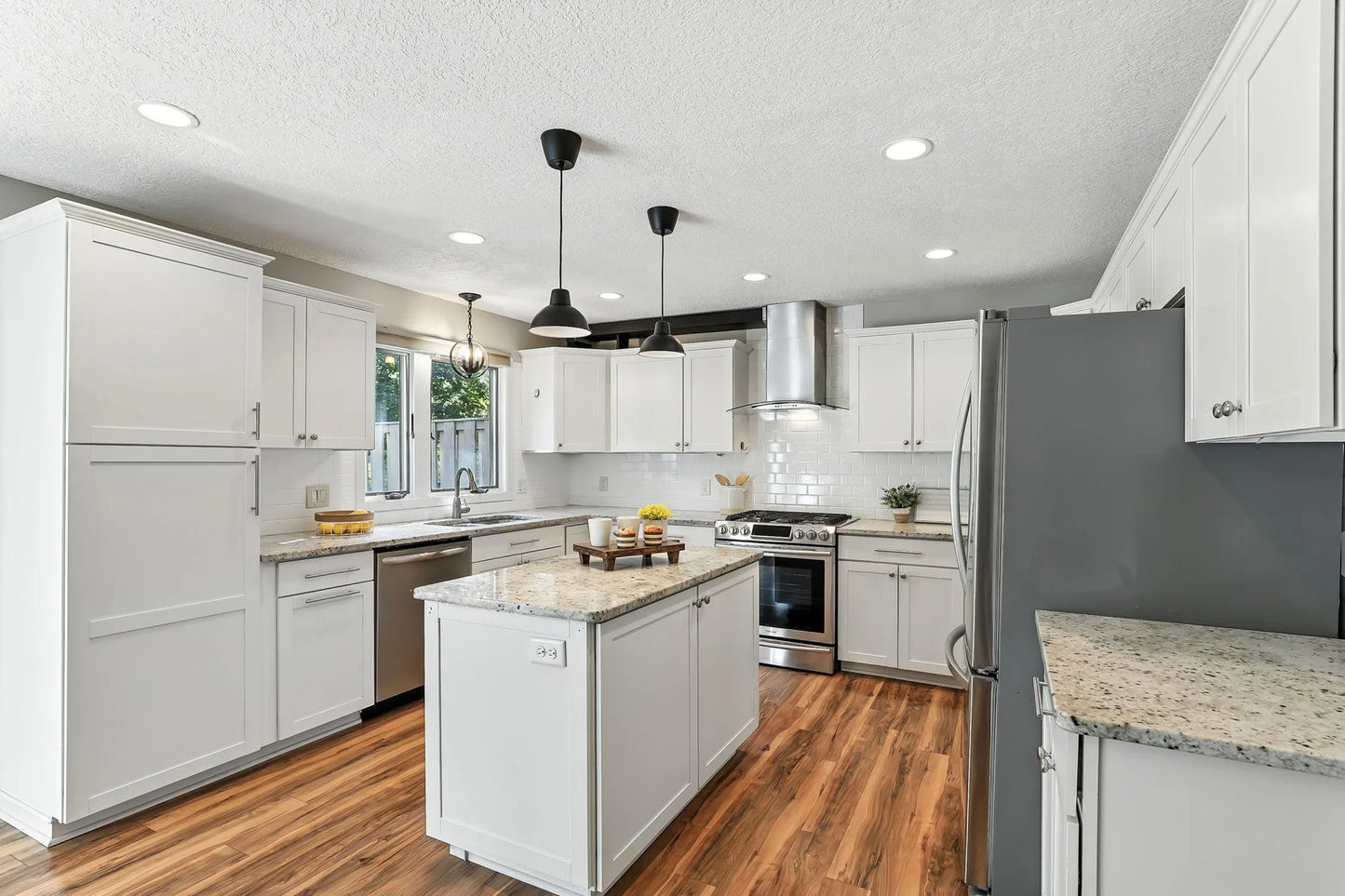 10260 Berkshire Road, Bloomington, MN 55437