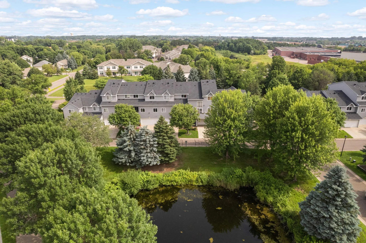 537 Woodduck Drive, Woodbury, MN 55125