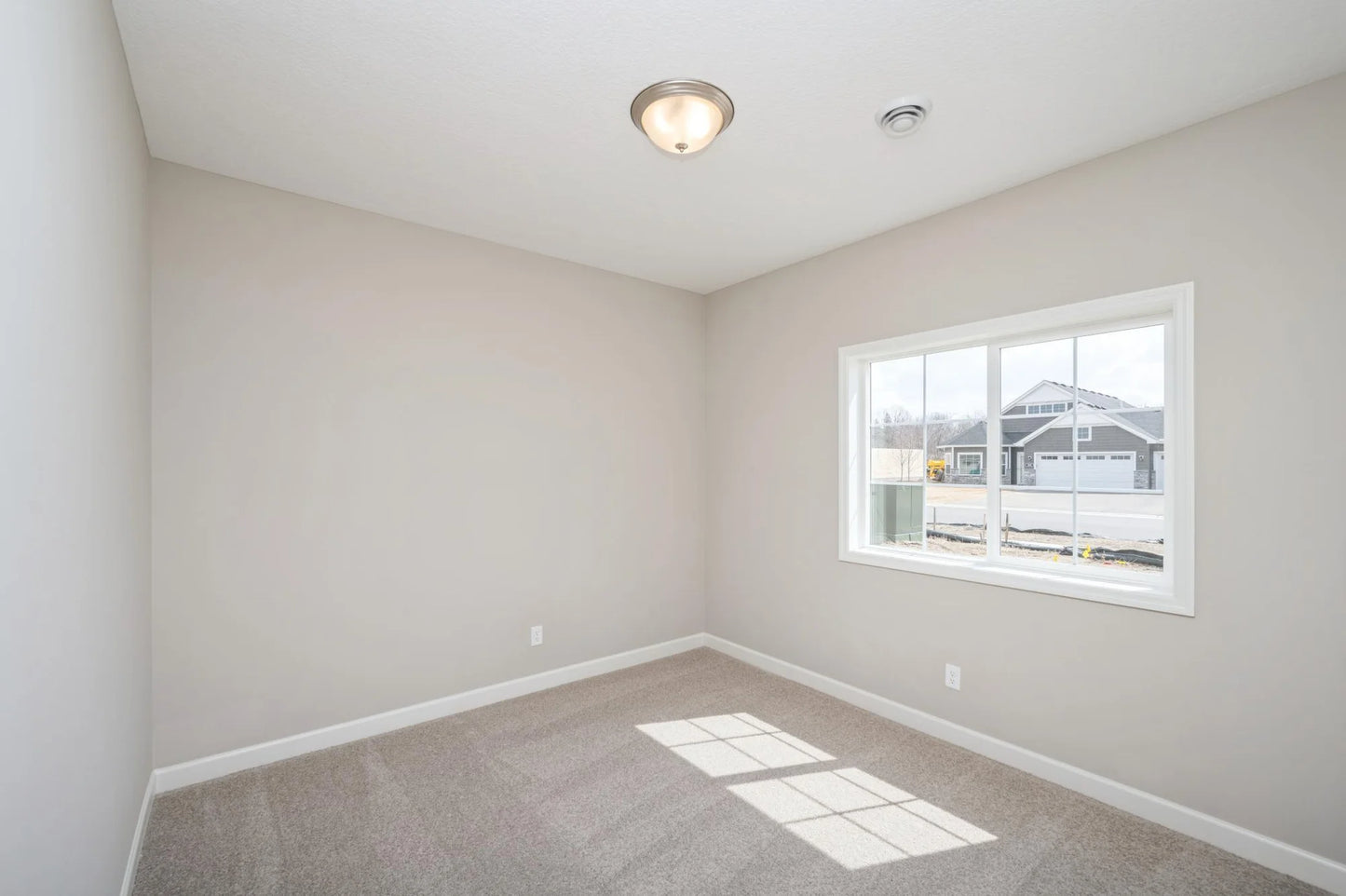 4526 86th Street, Monticello, MN 55328