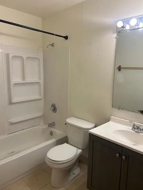 3260 Hill Ridge Drive, Eagan, MN 55121