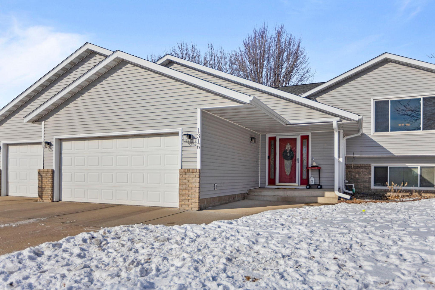 1316 19th Street, Faribault, MN 55021