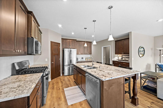 1045 Roselyn Drive, Victoria, MN 55386