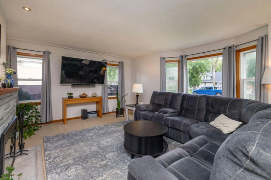2547 14th Avenue, North Saint Paul, MN 55109