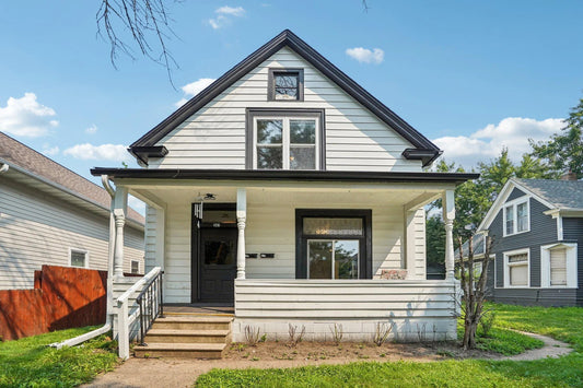 587 Cook Avenue, Saint Paul, MN 55130