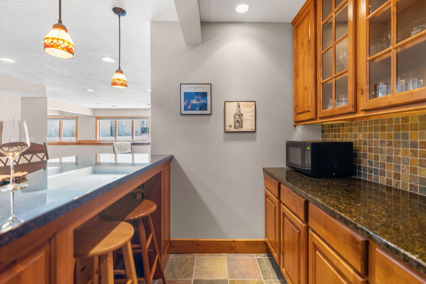 1480 Knob Hill Lane, Chanhassen, MN 55331