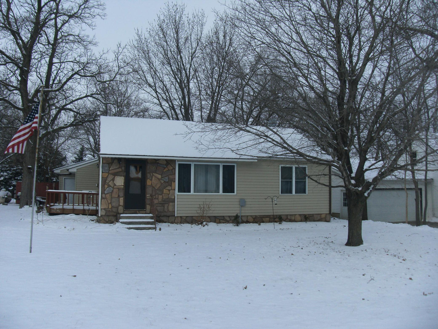 100 Lynd Street, Lynd, MN 56157