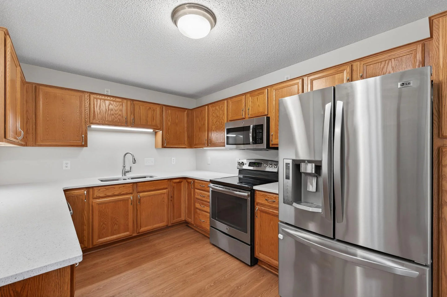 5215 Deerfield Lane, Prior Lake, MN 55372