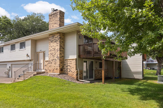 4448 Woodgate Point, Eagan, MN 55122