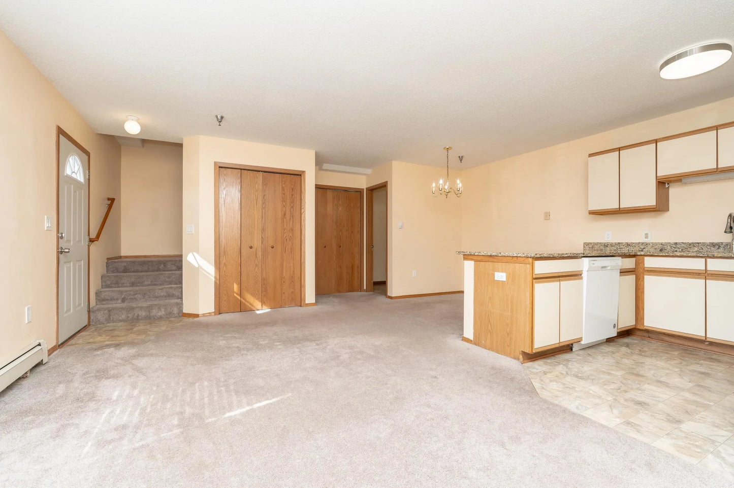1279 Taylor Street, Shakopee, MN 55379