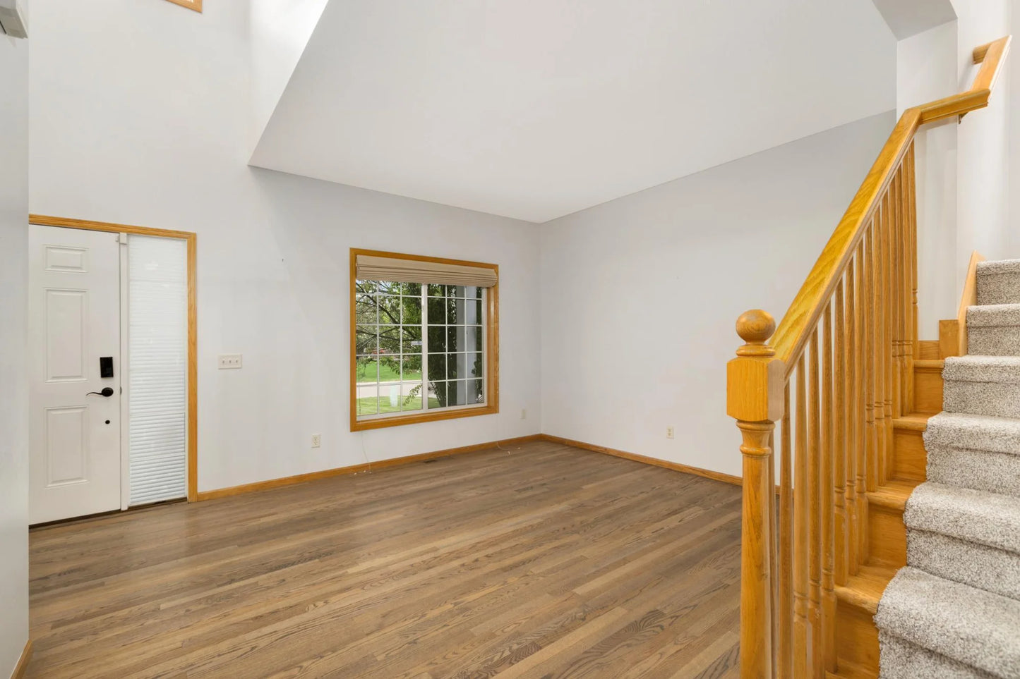 10935 Eagle View Place, Woodbury, MN 55129