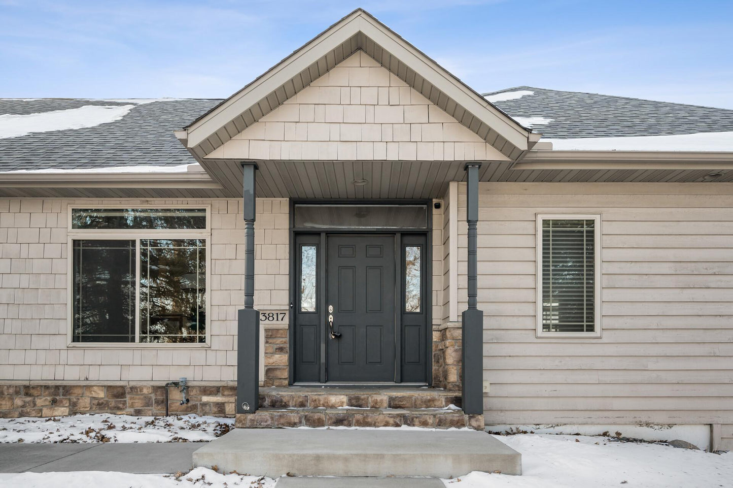 3817 Kings Wood Trail, Eagan, MN 55122