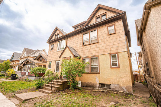 251 Maria Avenue, Saint Paul, MN 55106
