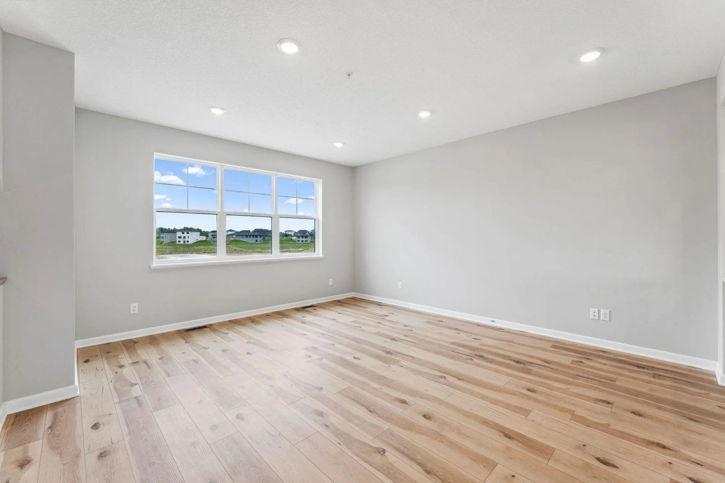 10379 Birchwood Circle, Victoria, MN 55318