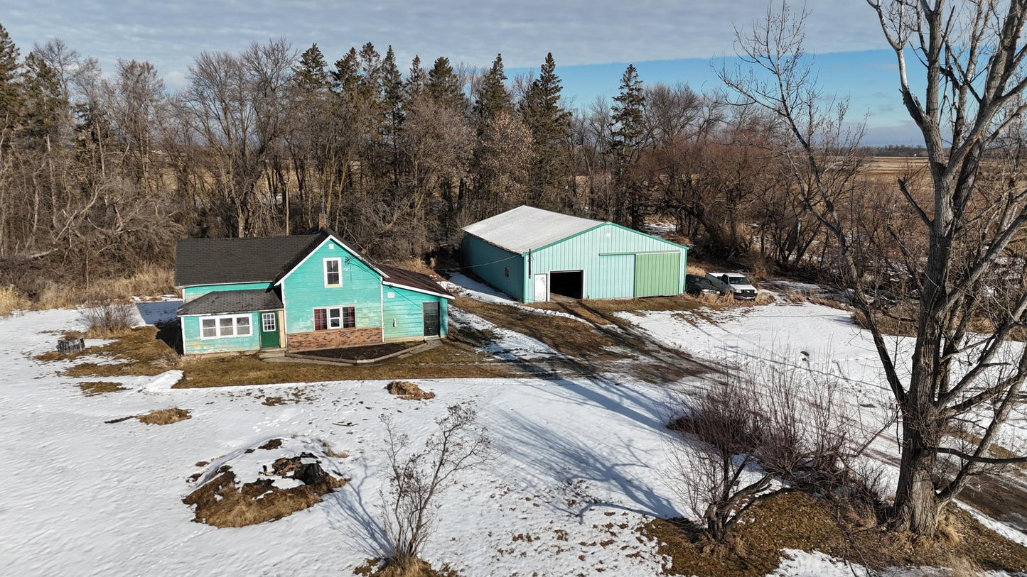 12043 County Road 71 , Nelson, MN 56355