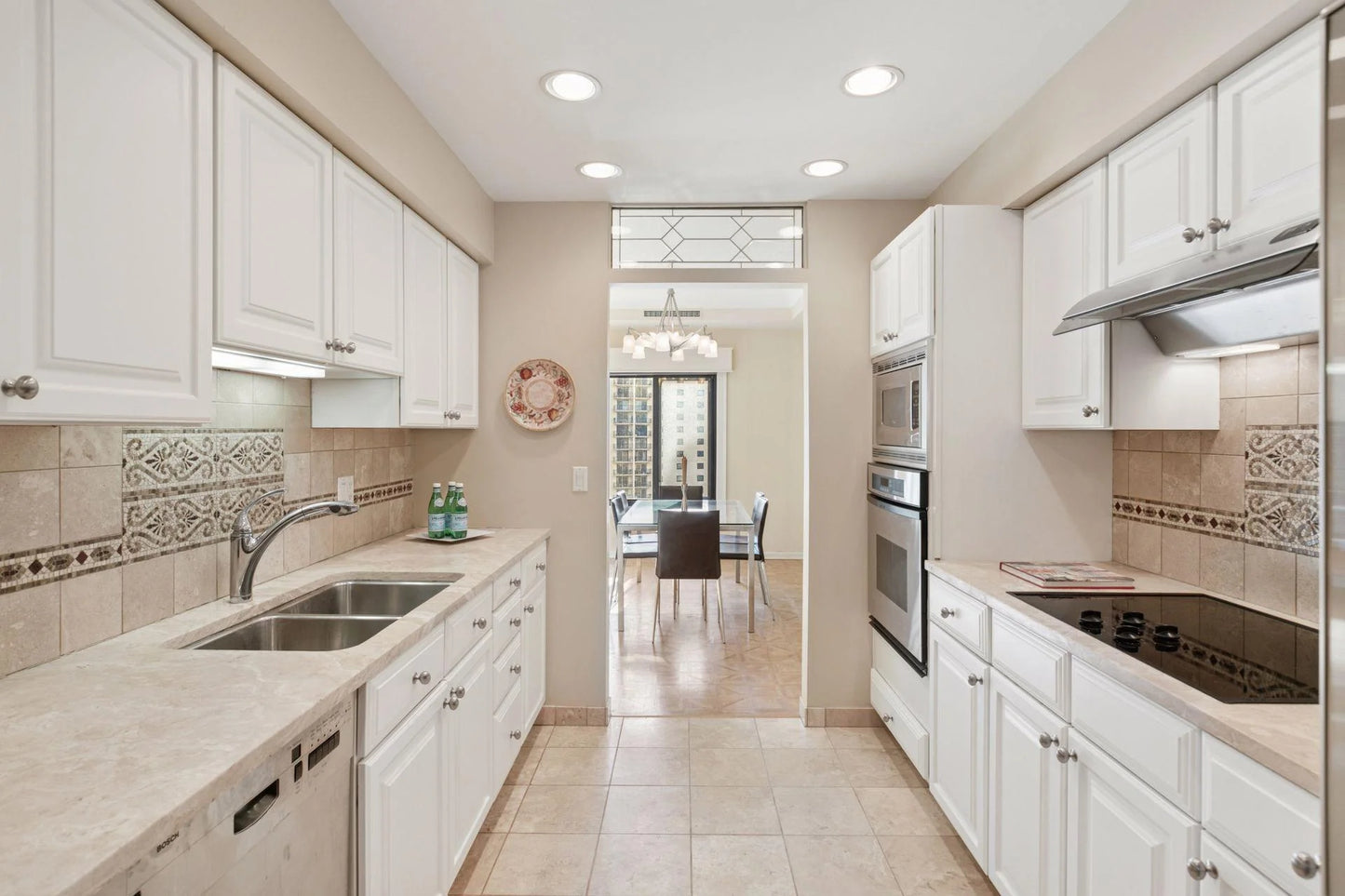 1235 Yale Place, Minneapolis, MN 55403