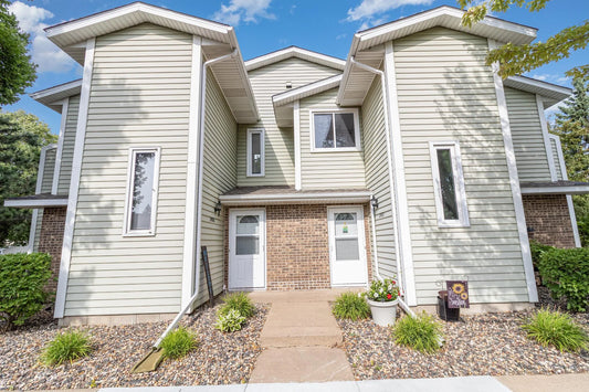 2488 Cobble Hill Alcove , Woodbury, MN 55125