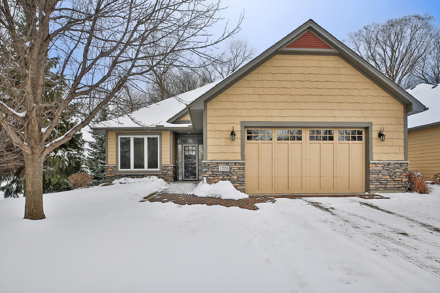 15555 Drake Circle, Prior Lake, MN 55372