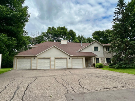4378 Buckingham Court, Vadnais Heights, MN 55127