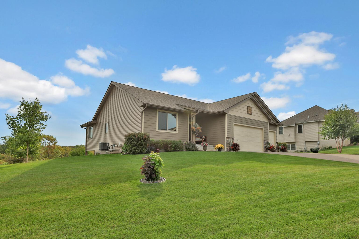 31485 Marvin Avenue, Lindstrom, MN 55045