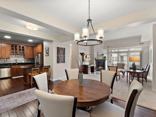 5250 Grandview Square, Edina, MN 55436