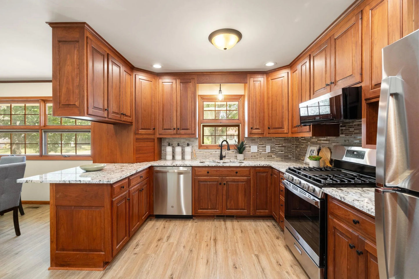 10212 Xerxes Avenue, Bloomington, MN 55431
